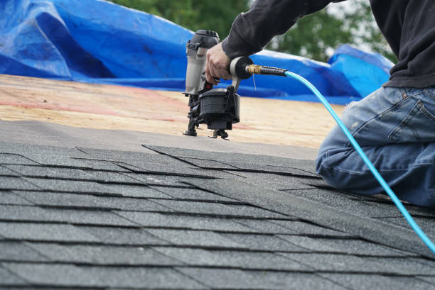 Best Flat Roof Repair Services  in Young Harris, GA